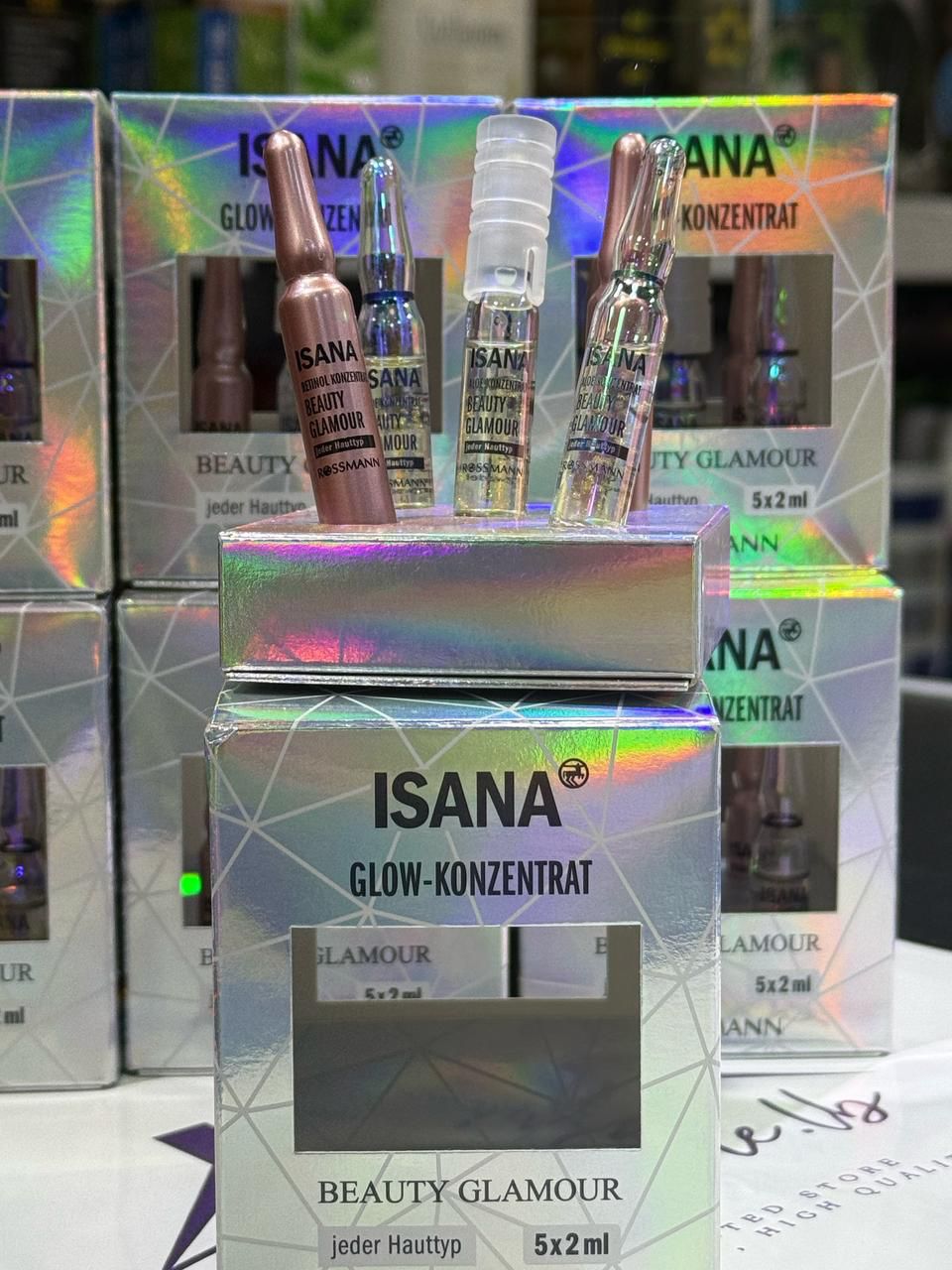 Issana Retinol + Glow Ampoules